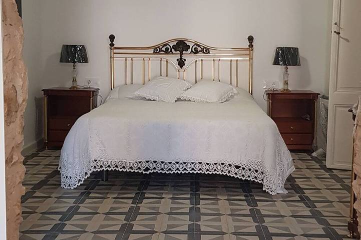 Ganze Wohnung, Charmantes Apartment in der Stadt, zwischen Meer und Bergen. Mit Spa-Bereich. in Sant Jordi, Castellón Provinz