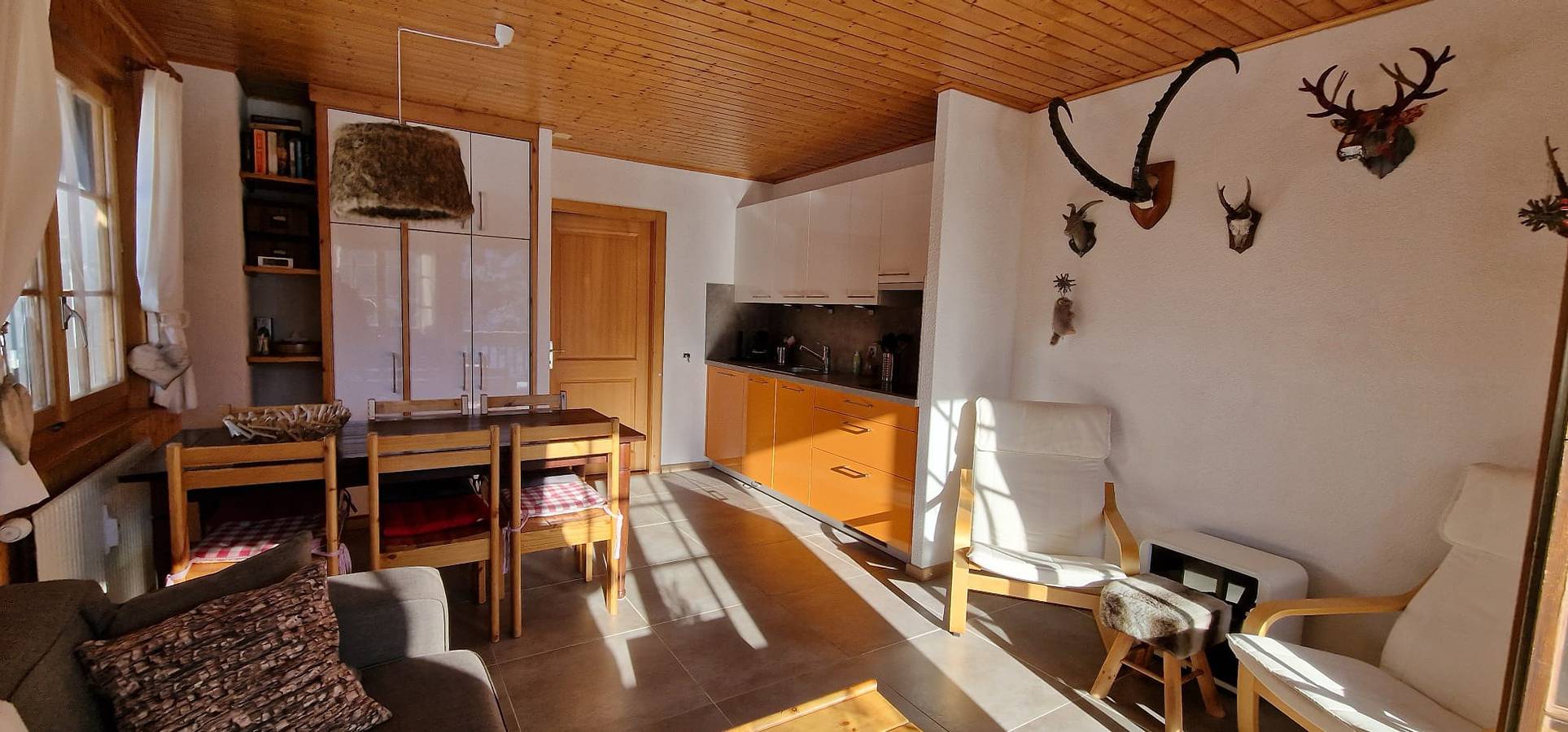 Geheel vakantieappartement, Vakantieappartement voor 4 personen met tuin in Champoussin, Val-d'Illiez