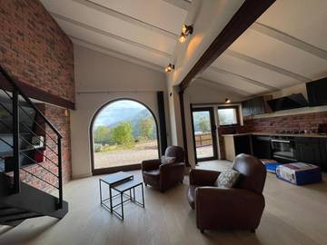 Gîte pour 2 personnes, avec vue ainsi que jardin et piscine, animaux acceptés à Sainte-Marie-aux-Mines