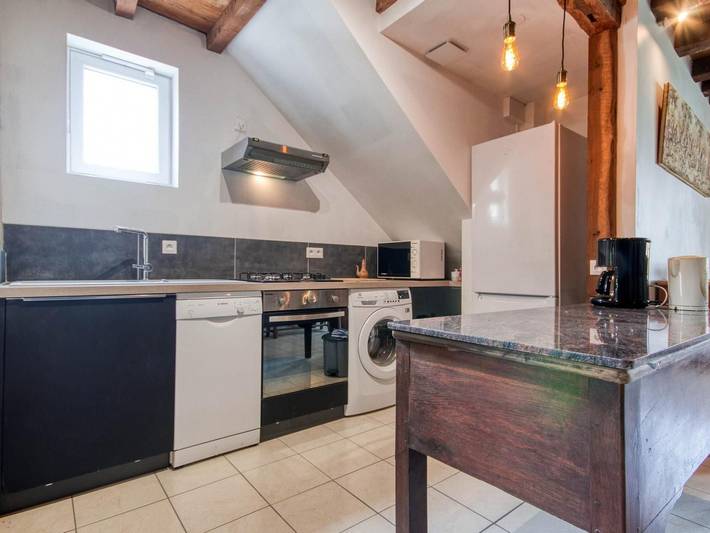 Ferienhaus mit Sauna, Spa und Klimaanlage, naturnah gelegen in Saint-Péreuse, Naturpark Morvan