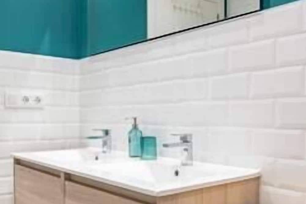 Appartement entier, Los Piolets - 3 Dormitorios y Recién Reformado in Jaca, Pyrénées espagnoles