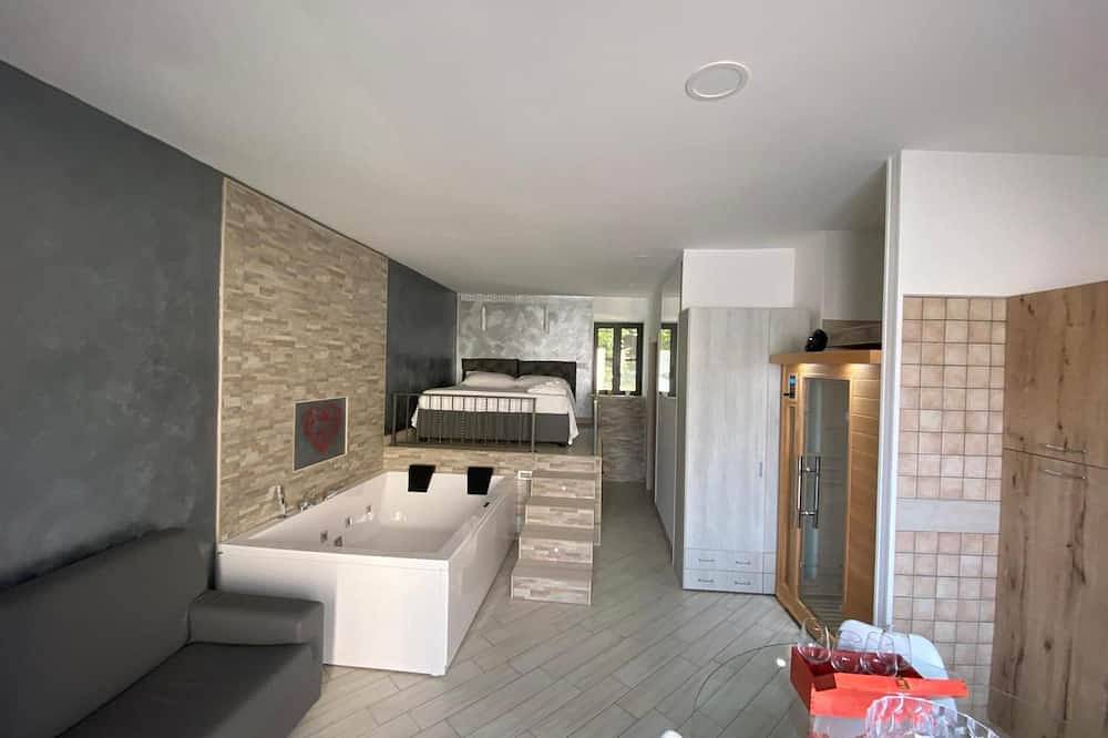 Entire apartment, Apartment 'Sweetlove' with Mountain View, Wi-Fi and Air Conditioning in Terracina, Agro Pontino