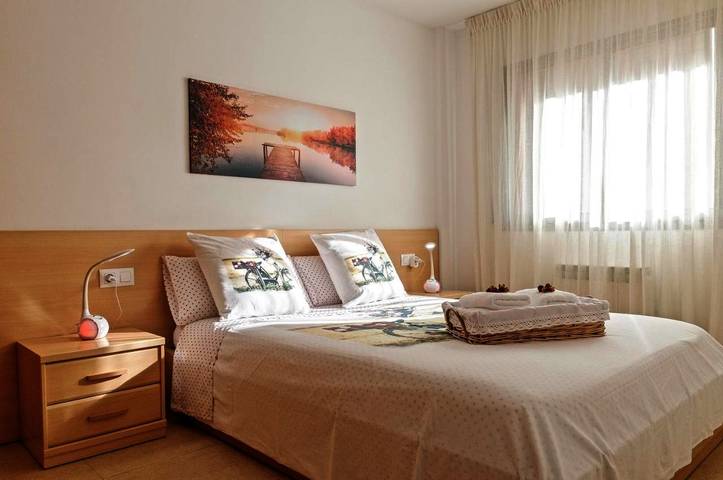 Appartement de vacances pour 4 personnes, avec Balcon et Terrasse ainsi que Jardin et Vue dans Palau