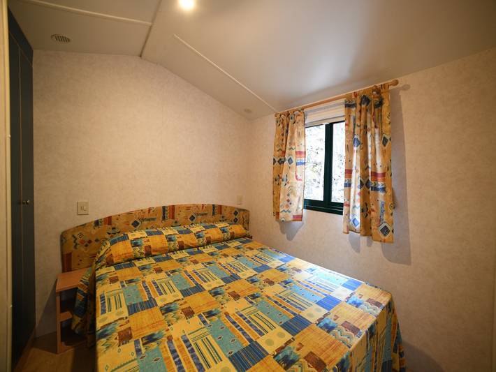 Camping pour 2 personnes, avec terrasse ainsi que sauna et piscine, animaux acceptés dans Ligurie - 2