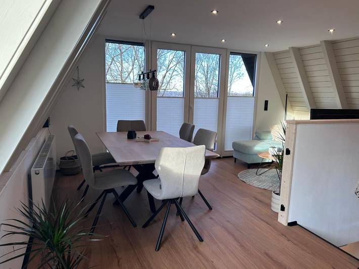 Ferienhaus für 6 Personen, mit Ausblick und Seeblick sowie Garten, kinderfreundlich - 1