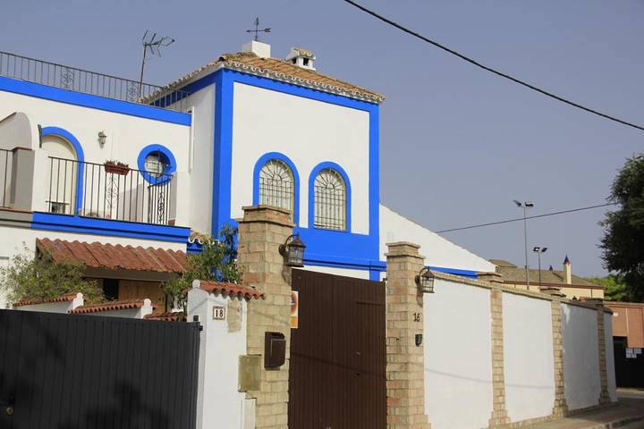 Chalet para 12 personas, con vistas además de jardín y piscina, Se admiten mascotas en Provincia de Sevilla - 2
