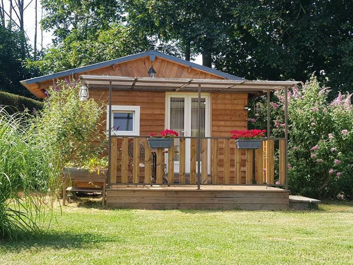 Chambre d’hôte pour 2 personnes, avec Terrasse et Jacuzzi ainsi que Jardin et Vue