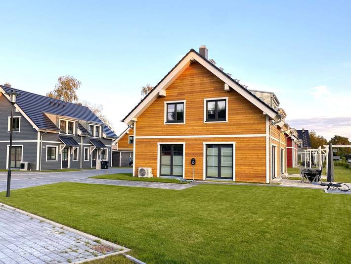 Ferienhaus für 5 Personen, mit Terrasse und Garten sowie Sauna, kinderfreundlich in Fuhlendorf - 2