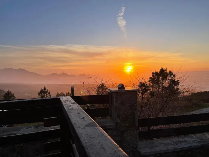 Casa de vacaciones para 4 personas, con vistas además de terraza y jardín - 1