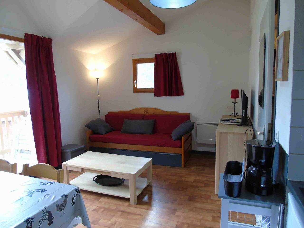 Entire apartment, Cozy 1Br Apartment with Nook, Sleeps 6, Close to Lifts & Shops, Valfréjus in Valfréjus, Modane