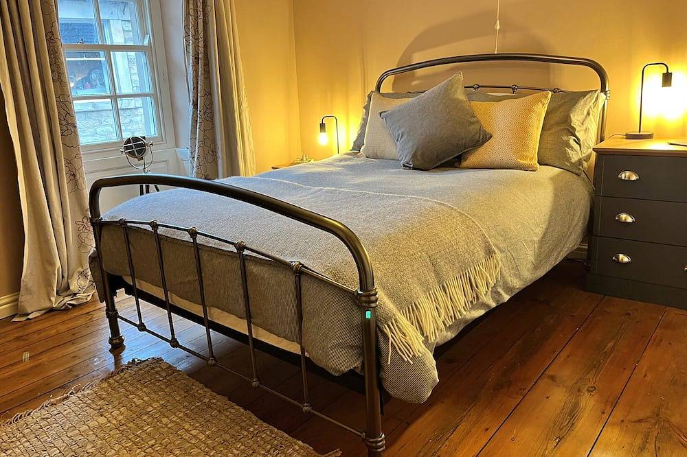 5 Castle Hill, family friendly, with a garden in Lancaster in Lancaster, Lancashire