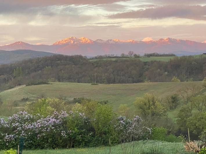 Gîte pour 2 personnes, avec jardin dans Seignalens