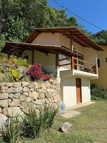 Gîte pour 2 personnes, avec terrasse et vue, animaux acceptés à Resende (Brasil)