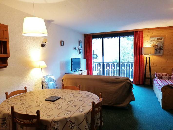 Apartamento entero, Amplio apartamento renovado, sur, cerca de pistas, balcón, 6 personas, en Pra Loup in Pra-Loup, Uvernet-Fours