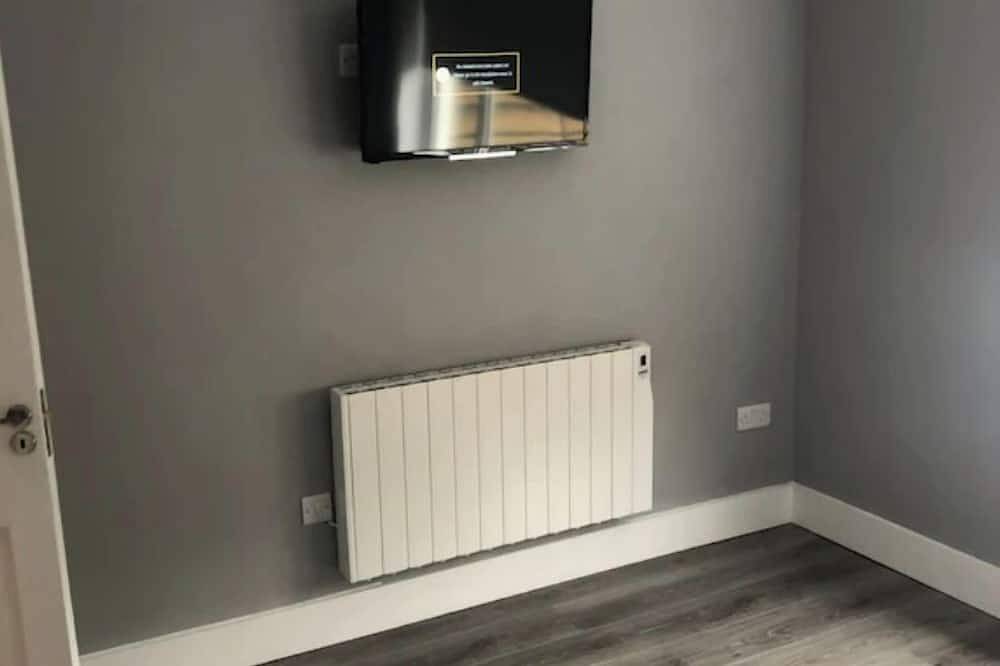 Entire apartment, Lake View Apartment Galway City in Eyre Square, Galway