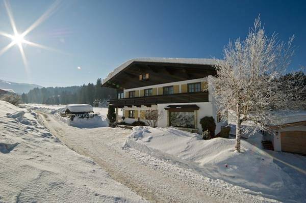 Ferienwohnung für 4 Personen, mit Balkon in Ellmau - 2