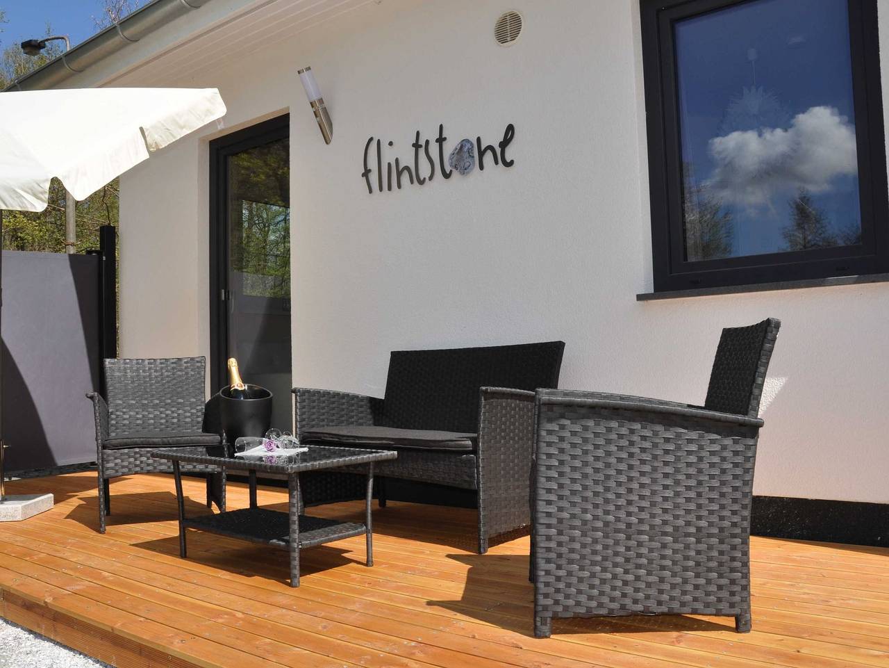 Ganze Ferienwohnung, Ferienappartement Feuerstein mit Terrasse in Mukran, Sassnitz