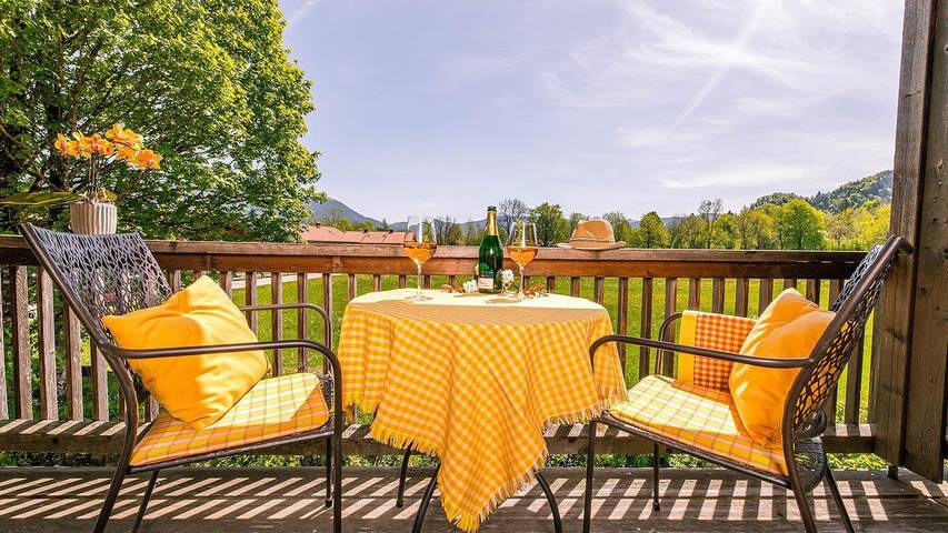 Hütte für 6 Personen, mit Balkon und Pool sowie Garten und Sauna in Lenggries - 2