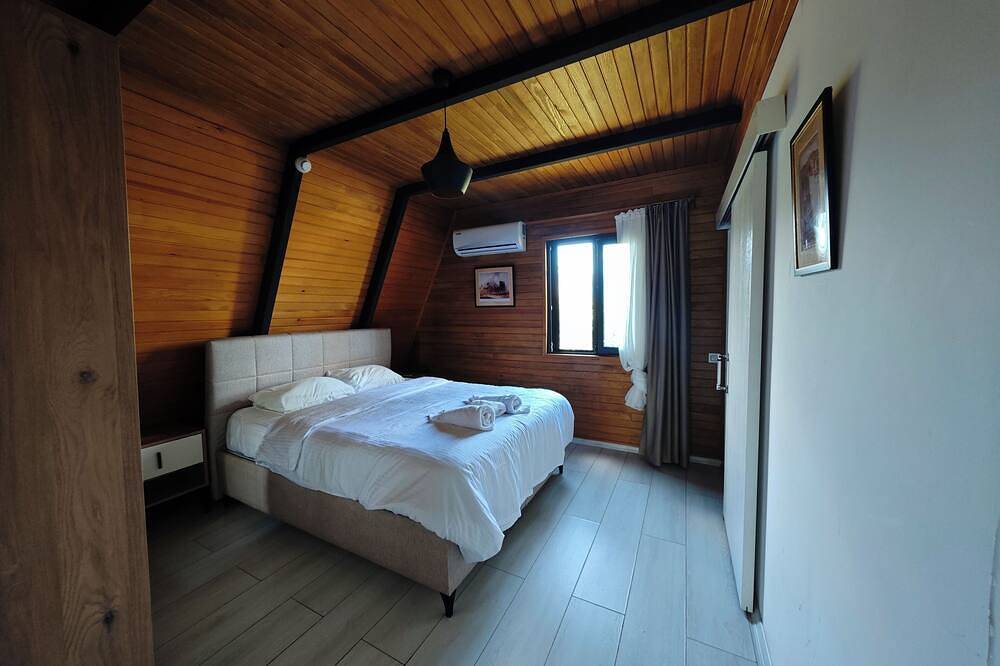 Cozy 2-bedroom and a living room bungalow in serene Antalya with Ac in Antalya, Antalya Province