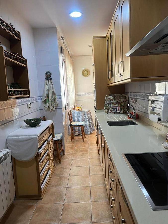 Apartamento entero, Apartment with Balcony in Úbeda, Provincia de Jaén