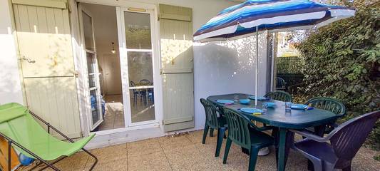 Cottage pour 2 personnes, avec piscine, animaux acceptés à La Couarde-sur-Mer