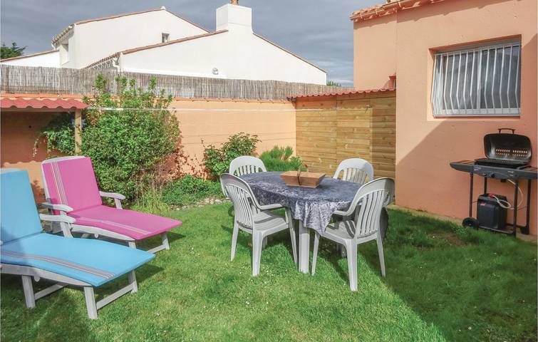 Location de vacances pour 4 personnes, avec terrasse et jardin à Olonne-sur-Mer - 4