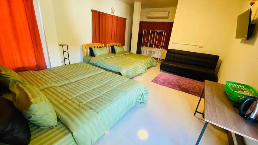 Ferienwohnung für 2 Personen, mit Garten und Terrasse sowie Ausblick in Chiang Mai