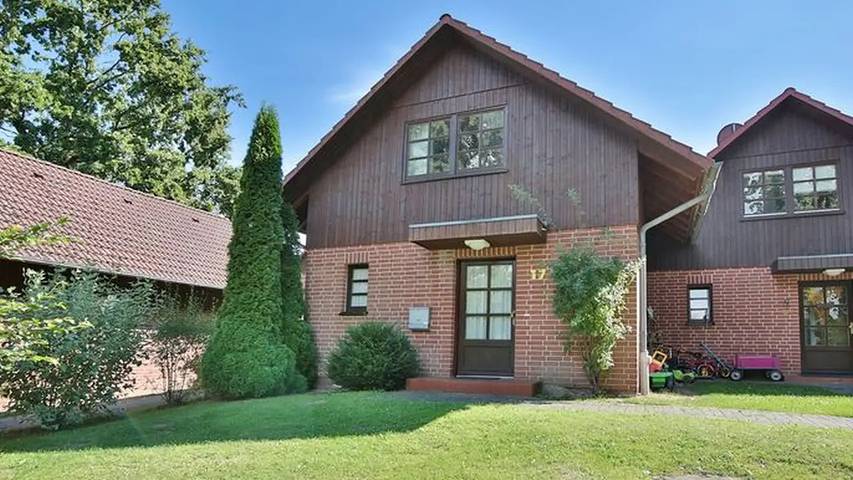 Ferienhaus für 5 Personen, mit Garten in Klingberg