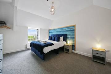 Holiday Home for 8 People in Peak District, Midlands, Photo 3
