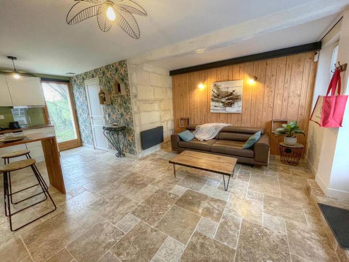 Location de vacances pour 2 personnes, avec terrasse ainsi que jacuzzi et jardin à La Chapelle-sur-Loire - 2