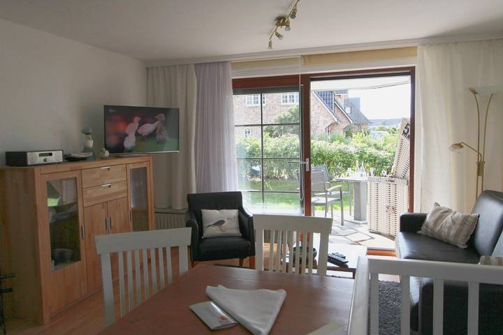 Ferienwohnung für 2 Personen, mit Terrasse in Wenningstedt - 2