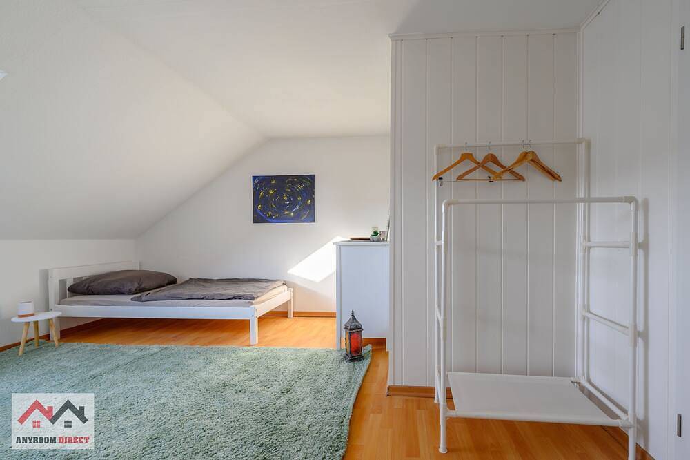 Entire apartment, Stylish house in Laatzen near Hannover Messe in Laatzen, Hanover Region