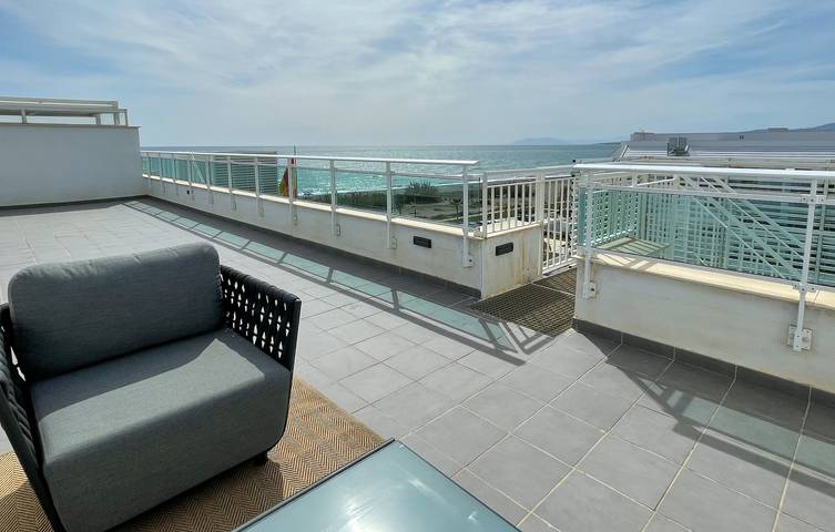 Apartamento para 7 personas, con jardín en Torrox Costa
