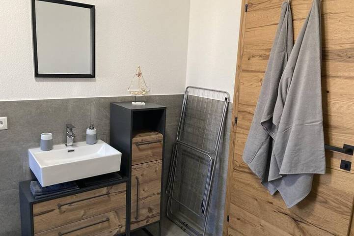 Ferienwohnung für 5 Personen, mit Terrasse und Garten in Wenns - 4
