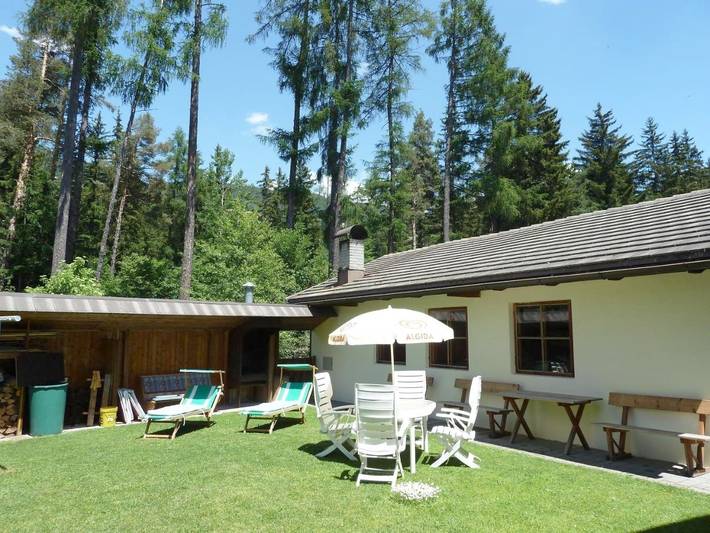 Gîte pour 4 personnes, avec jardin et balcon à Villabassa - 4