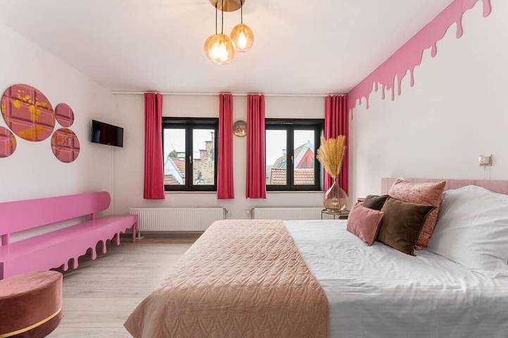 Oompa Loompas pinkes Schokoladenzimmer! in Brügge, Westflandern
