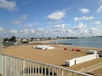 Gîte pour 2 personnes, avec balcon et vue dans Plage du Nau