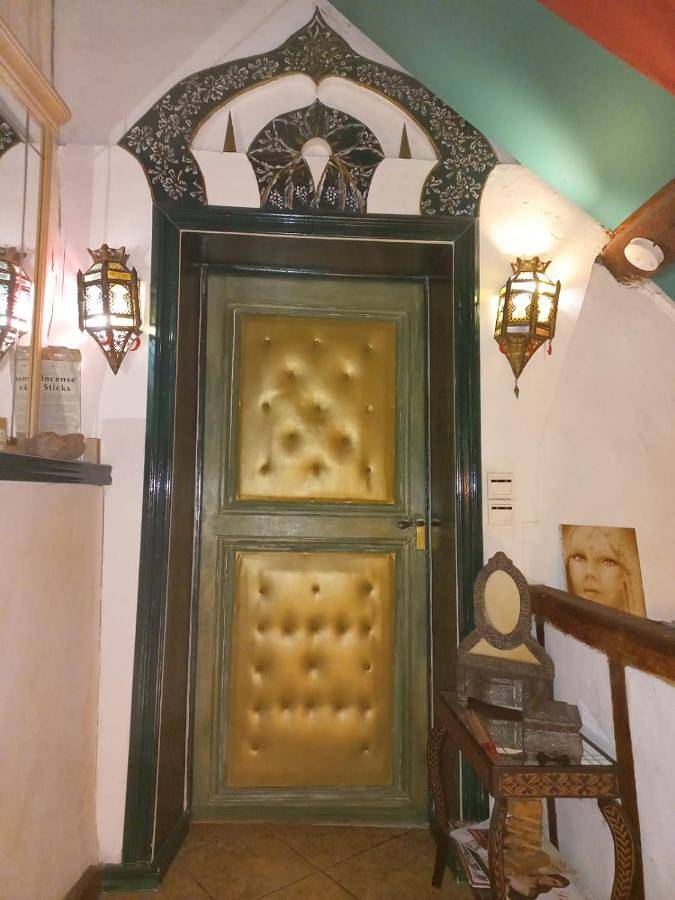 Twin Room in Château-Thierry, Aisne