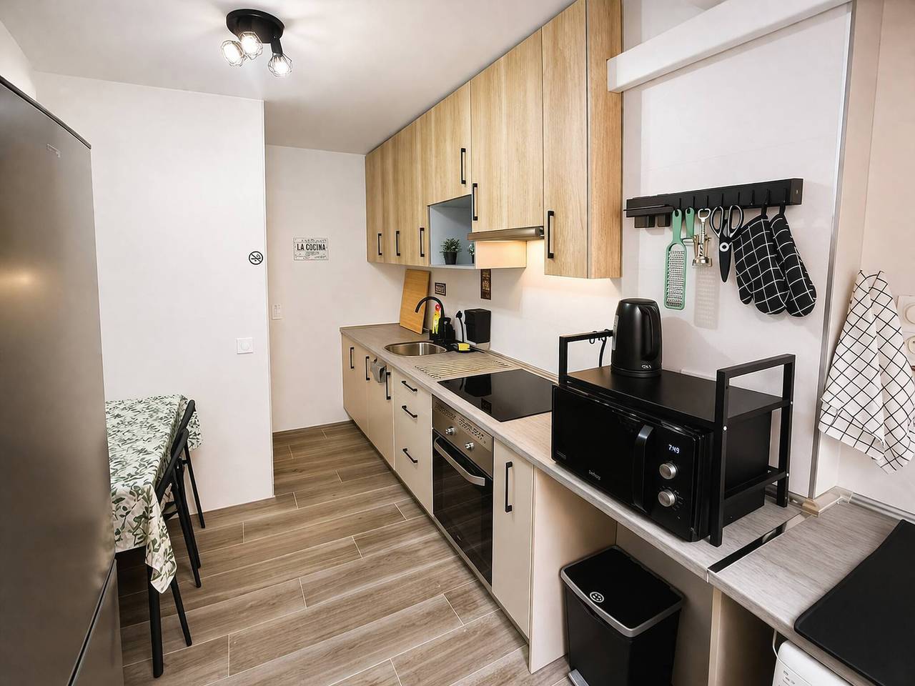 Cozy Private Room in Modern Madrid Apartment in Madrid, Madrid Province