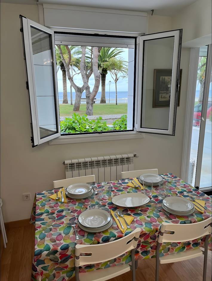 Entire apartment, Comillas 30 Beachfront Apartment with Sea Views and Private Terrace in Playa de Comillas, Comillas