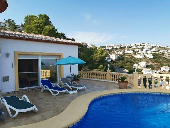 'Villa Petra' mit Meerblick, Pool und Wlan in Pego, Costa Blanca