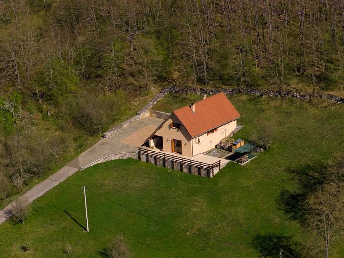 2-Zimmer-Haus mit Terrasse Korenica, Plitvice K-25959 in Lika-Senj
