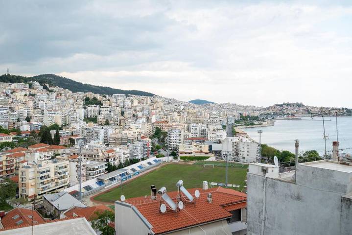 Gîte pour 8 personnes, avec Balcon ainsi que Terrasse et Vue à Kavala - 2