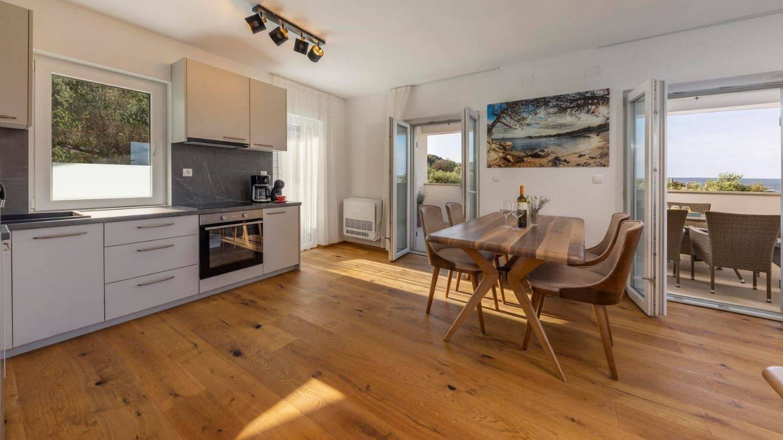 Ganze Wohnung, Apartman Ancora 2, Balkon und privater Parkplatz Smješten u Sv. Jakovu, 15 km von Malog Lošinja entfernt in Cunski, Kvarner Inseln