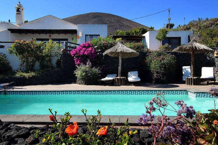 Chalet para 4 personas, con jardín y terraza en Lanzarote
