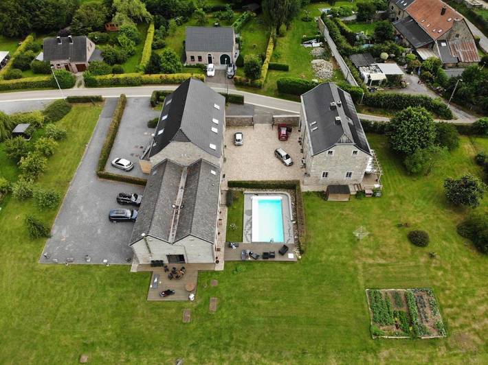 Chambre d’hôte pour 2 personnes, avec jardin ainsi que vue et piscine