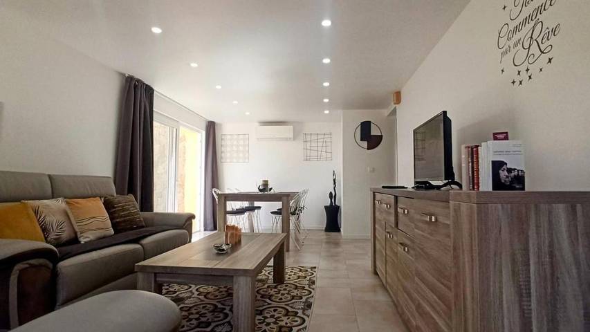 Location de vacances pour 4 personnes, avec sauna ainsi que vue et jardin à Trans-en-Provence - 2