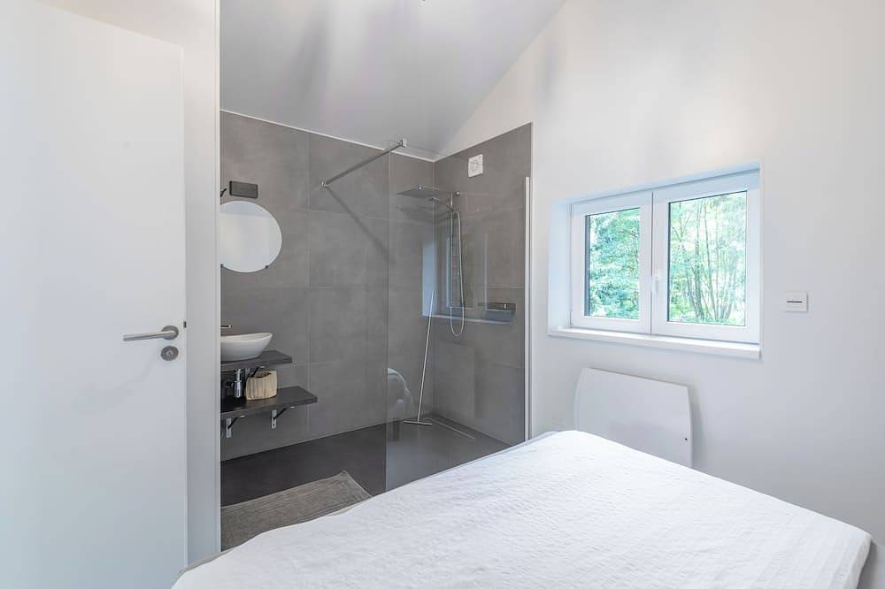 Chalet du Petit-Bouchot : cosy, spa privatif, 2p in Rochesson, Parc naturel régional des Ballons des Vosges