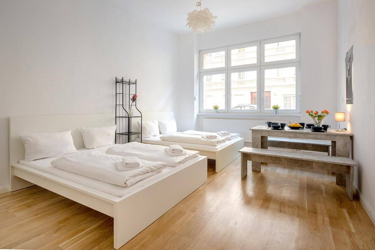 Apartamento entero, Newton-Appartement mit 3 Schlafzimmern in Berlin Wedding, Berlín