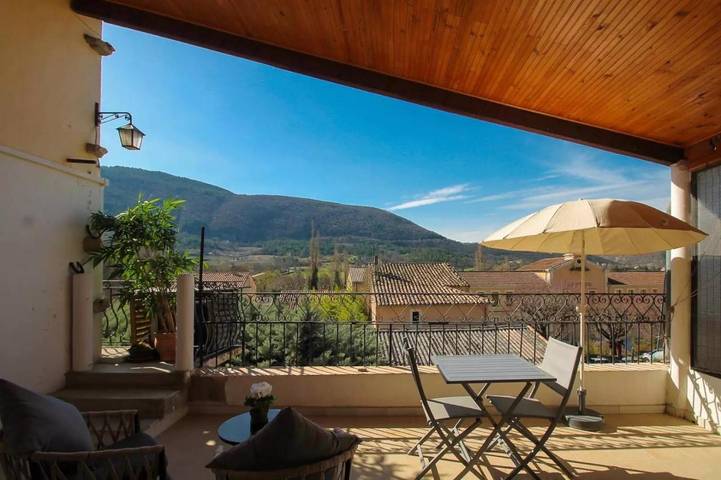 Gîte pour 2 personnes, avec terrasse et vue à Montbrun-les-Bains - 4